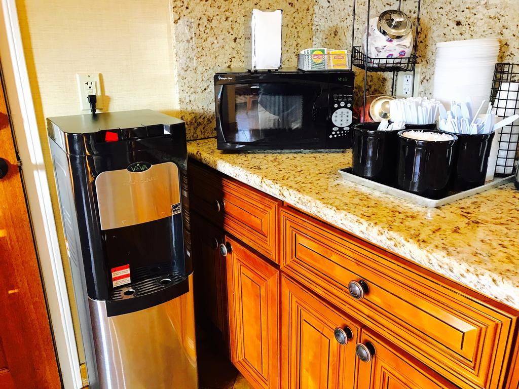 Days Inn By Wyndham Anaheim Near The Park Luaran gambar